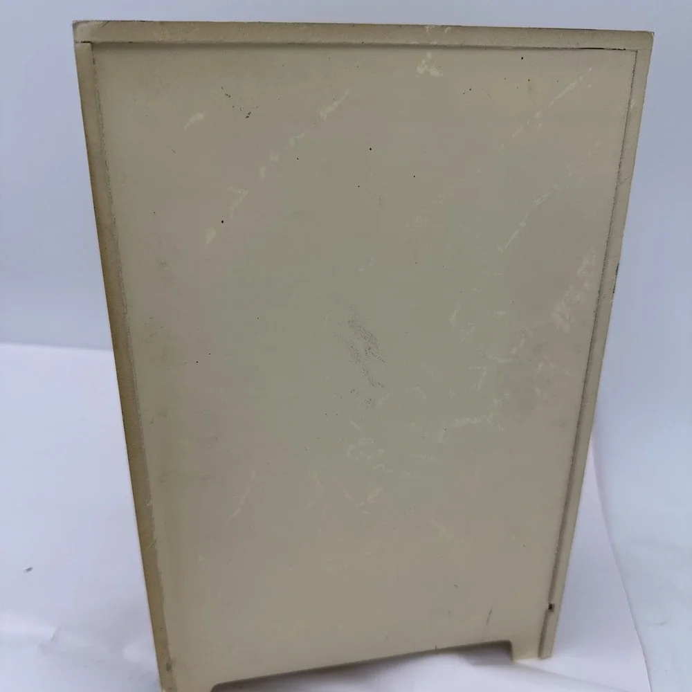 N/A this wooden